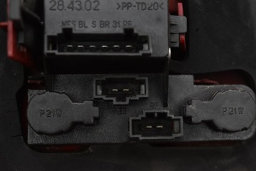 фото thumb №8, Лампа правая зад задняя 1j9945258a vw golf 4 iv универсал 97-06