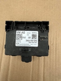 фото thumb №1, Модуль блок керування двері vw 3wa959595....