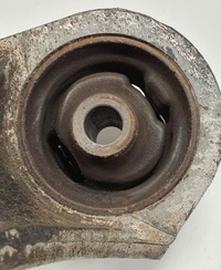 фото thumb №2, Кронштейн опора мост задняя mazda rx-8 1.3