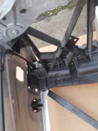 Купити Mercedes glc x253 ремінь передній балка зона замки трос датчик a2536201801, фото thumb