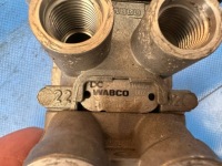 Клапан тормоза mercedes actros atego mp4 a0044314406 клапан тормозной Оригинал, фото thumb