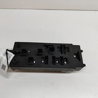 фото thumb №2, Land rover range rover sport l494 2018 рамка / модуль предохранителей