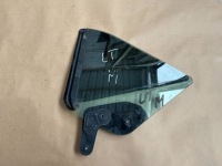 фото thumb №1, Стекло кузовная левый задняя задняя ford mustang v cabrio