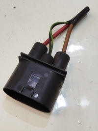 фото thumb №1, Колодка штекер audi a4 b9 1j0906444a