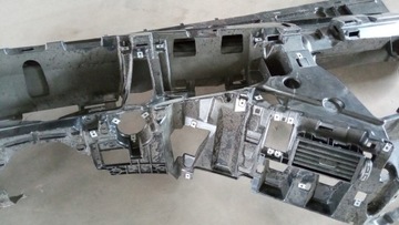 фото thumb №7, Каркас панелі розподільчої консолі volvo fh4