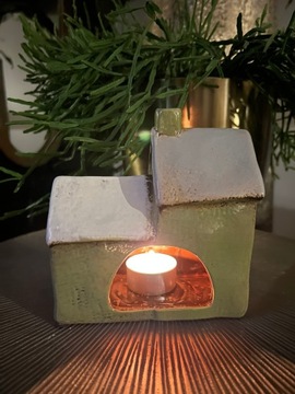 Domek ceramiczny oliwkowy na tealight dekoracja
