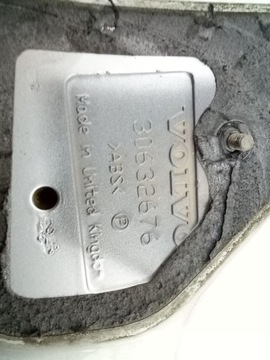 фото thumb №10, Volvo v40 i рестайлінг спойлер спойлер кришки зад 30632676 323-52