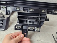 фото thumb №4, Решітка обдув молдинг dekor консолі w панель renault clio v