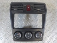 фото thumb №1, Subaru forester iv sj 12-16 панель рамка управление кондиционера