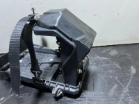 Volvo xc40 1.5 t3 основание кронштейн аккумулятор держатель корпус 32244415 Недорого, фото thumb