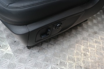 фото thumb №5, Maserati levante сидіння диван обшивки салон m189