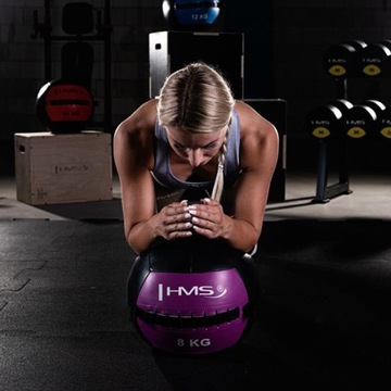 Медбол HMS 33 см черный WALL BALL