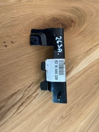 фото thumb №1, Кронштейн крила lewego перед renault clio iv 631444933r