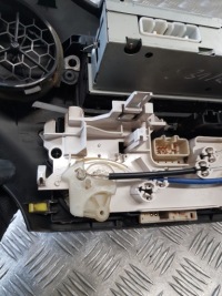 фото thumb №12, Дисплей радио 86110-0d040 панель воздуховод решётки toyota yaris i 03r-