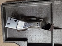 фото thumb №1, Кронштейн балка верхньої правий astra-j оригінальний номер 13288978