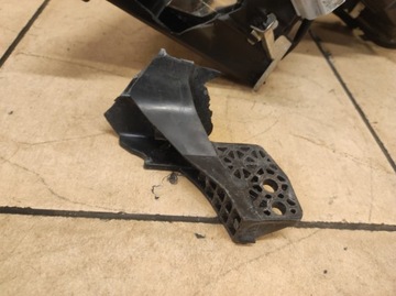 фото thumb №6, Лампа фара правые перед peugeot ion электрический