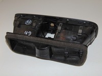 фото thumb №7, Решётки обдув средний volkswagen оригинальный номер 5k0819728m