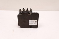 фото thumb №1, Volvo xc40 2.0 d4 насос abs 31445742