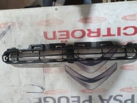 фото thumb №1, Решётка радиатора решётка бампера середина камера citroen c5 aircross org 9826748777