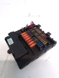 фото thumb №1, Bmw z4 e85 рамка коробка запобіжників 8378113