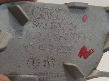 фото thumb №7, Audi a3 8v рестайлинг заглушка фаркоп бампера перед 8v3807241b