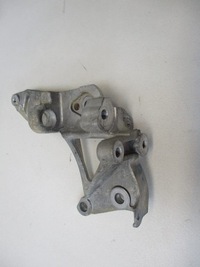 фото thumb №1, Ford оригинальный номер 4m5q6k685ae кронштейн турбонагнетателя