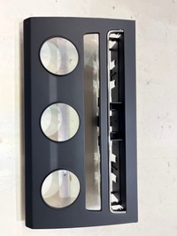 фото thumb №1, Рамка панель кондиционера seat leon 5f 5f0858060f