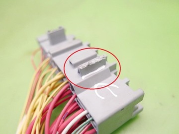 фото thumb №6, Коробка запобіжників renault scenic ii 1.9dci 8v