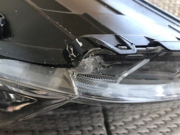 фото thumb №12, Toyota yaris iii рестайлинг лампа фара левый перед
