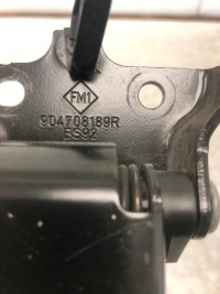 фото thumb №4, Ограничитель дверь задняя master iii 904708189r