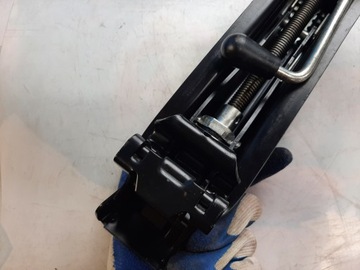 фото thumb №6, Домкрат vw touran i 1t0011031a