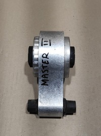 фото thumb №2, Кронштейн подушка двигателя renault master ii 8200027176c