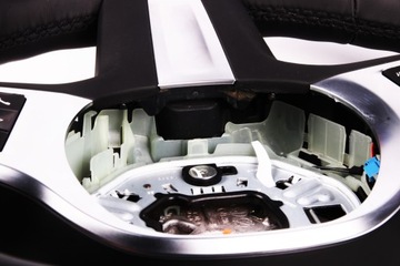 фото thumb №10, Bmw g20 g21 f40 f44 оригинальная руль м-пакет лепестки