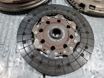 фото thumb №10, Колесо двомасовий комплектні toyota avensis ii t25 13450-0r010 31250-05130 2.0