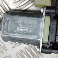 фото thumb №8, Volkswagen tiguan 2024 правая сторона моторчик подъемника стёкла дверь