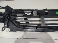 Решётка средняя бампера передний перед renault clio iv 628169950r Доставка, фото thumb