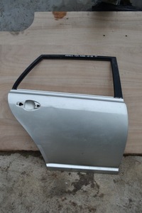 фото thumb №1, Toyota avensis универсал t25 03-09 дверь правые зад