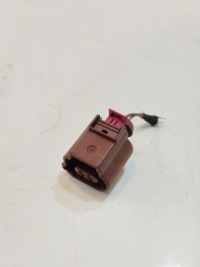 Купить Колодка штекер audi a4 b9 8k0973702e, фото thumb