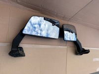 фото thumb №1, Зеркало правое volvo fh4 оригинал