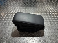 фото thumb №1, Подлокотник mazda 3 bp 19- 2.0 b