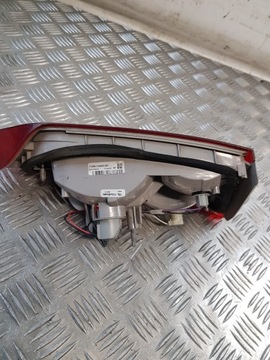 фото thumb №13, Лампа права зад w кришка багажника f1eb13a602ba ford focus mk3 універсал 11r-