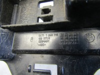 Bmw 1 f20 f21 рестайлинг  кронштейн  порог правого r3 7240916 Доставка, фото thumb