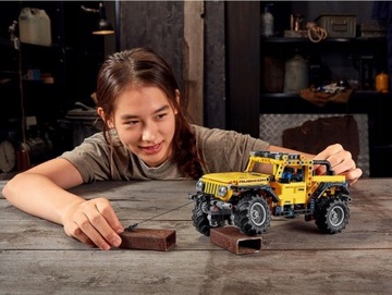 Lego Technic Jeep Wrangler 42122