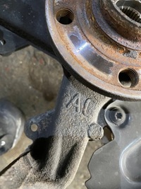 фото thumb №6, 127 skoda fabia iii 1.0mpi поворотный кулак передняя правый