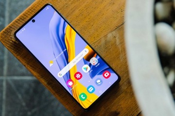 Wyświetlacz LCD Oppo Realme 9 Pro Plus Ramka InCell