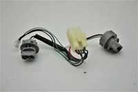 фото thumb №3, Toyota prius v 2015- вкладыш лампы задняя новый