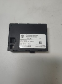фото thumb №1, Модуль блок керування датчик шлюз mercedes w203 2034450000