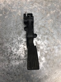 фото thumb №1, Педаль газа потенциометр mercedes w169 lift a1693000104