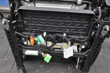 фото thumb №5, Land rover discovery l550 рестайлинг сиденья диван обшивки кожа туннель англичанин