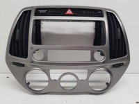 фото thumb №1, Hyundai i20 i lift кнопка выключатель аварийных 2012-14r